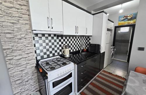 Manavgat Apartment | Perfectly Located Holiday Stay in Side Walking Distance to the Beach