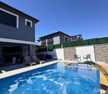 Kadriye Villa | Hamurs Villa