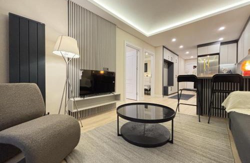 Osmanbey Apartment | Luxury Spacious 2BR Residence in Nişantaşı