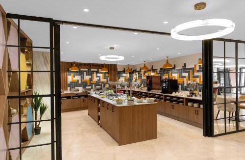 Harbiye Hotel | Hampton By Hilton Istanbul Sisli