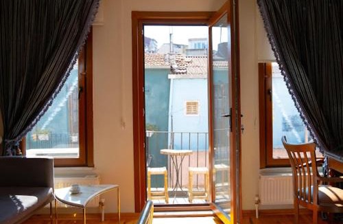 Balat House | Fatih Balat tarihin içinde şık bir ev 2