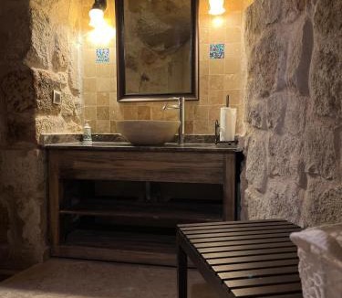 Ortahisar Apartment | Cosy cave suit