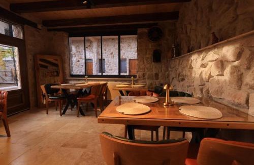 Ortahisar Bed & Breakfast | Gazel Cave House