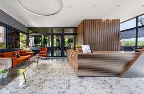 Lara Apartment | River Park Residence Lara