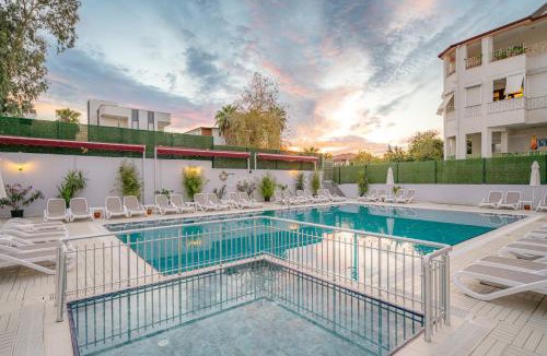 Side Hotel | A Hotel Side