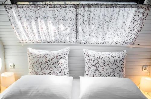 Seferihisar Other | Mona Glamping Caravan Suites