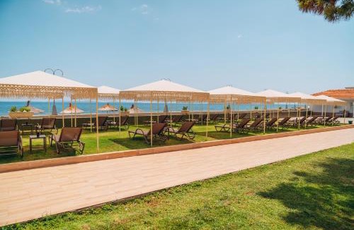 Kucukkuyu Hotel | Palm Beach Hotel