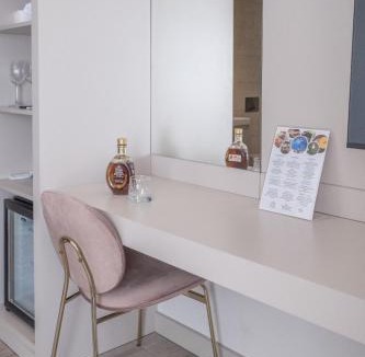 Eski Lara Hotel | Mad İnn Lara