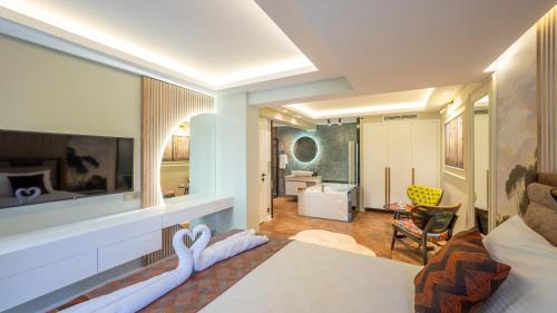 Fethiye City Center Apartment | Fethiye Merkezde Jakuzili Lüks Daire - OcekHomes Meva