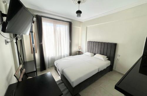 Fatih Apartment | Mr Miller Suite
