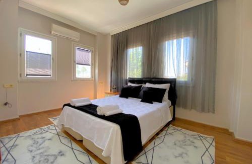 Dalyan City Center Villa | Villa Artemis Dalyan