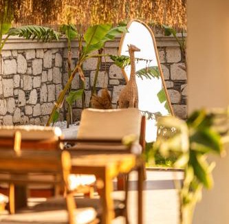 Cesme Hotel | Blanco