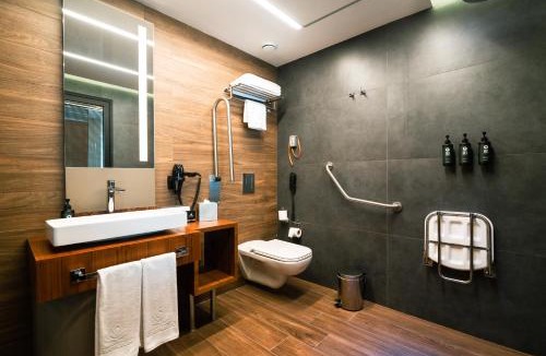 Menemen Hotel | FT Lotus Thermal Hotel&SPA Trademark Collection by Wyndham