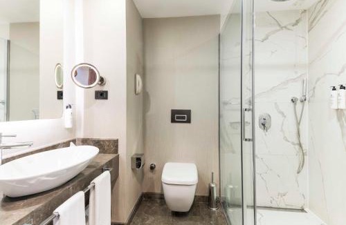Kabatas Hotel | Opera Hotel Bosphorus - Preferred Hotels and Resorts