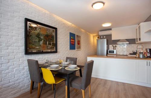 Kabatas Apartment | Bosphorus View Apartments Beyoğlu