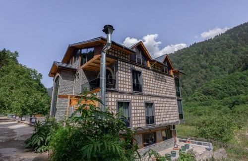 Camlihemsin Hotel | Vadi Taş Konak