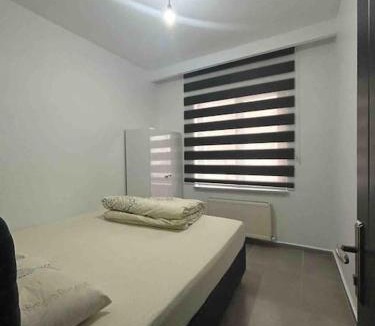 Tepebası Apartment | Espark baglar 1+1+ teraslı daire