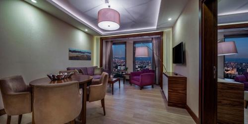 Zeytinburnu Hotel | Doubletree By Hilton Istanbul Topkapi
