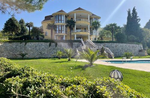 Altinova Villa | Büyükbalkan Mansion, Charming Farmhouse, Altınova Yalova