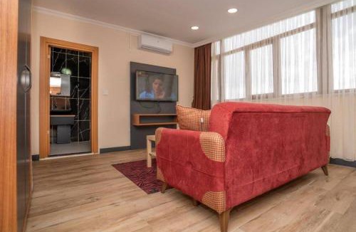 Pendik Hotel | 216 Hill Suites