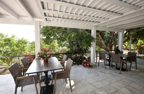 Gumusluk Hotel | Benjamin pansiyon