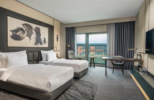 Sekerpinar Hotel | Crowne Plaza Istanbul Tuzla Viaport Marina by IHG