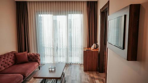 Kartal Hotel | The Grand Mira Hotel