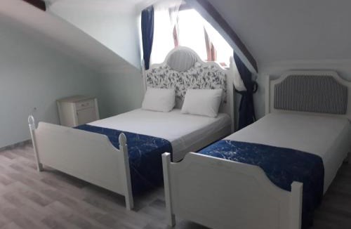 Ezine Hotel | Geyikli Paris Otel