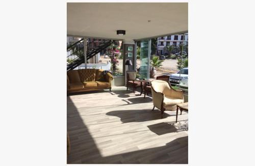 Altinoluk Hotel | Hotel Hugo