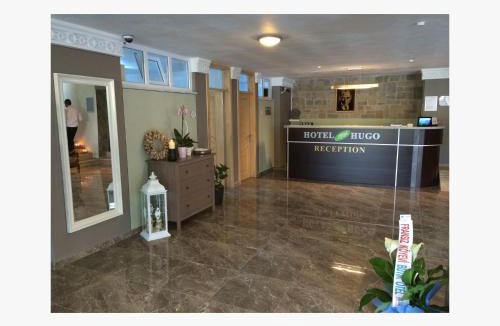 Altinoluk Hotel | Hotel Hugo