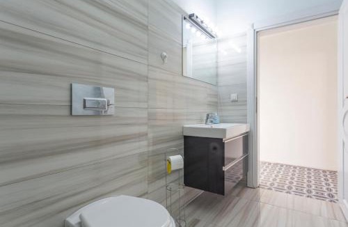 Bogazkent Apartment | EV Apartments, Shared Pool, 900 m to Beach