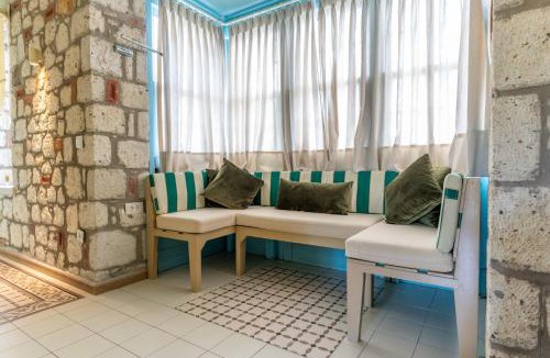 Hacımemis Hotel | Alacati Igdelihan