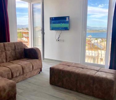 Camlık Mahallesi Apartment | ÇİÇEK APART OTEL