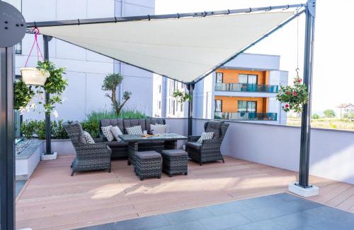 Cinarcik Hotel | Green Hills Suites
