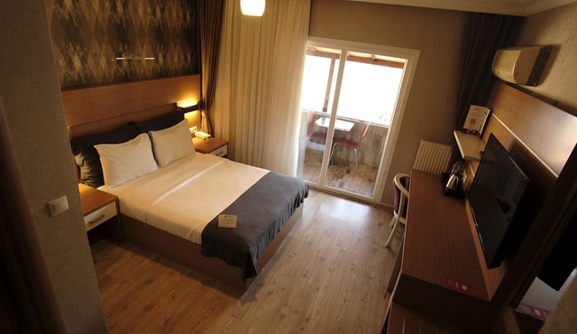 Rhisos otel