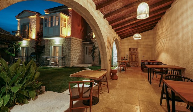 Lika Alacati