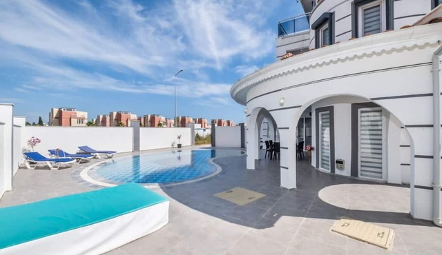 Superb Villa with Private Pool in Antalya in Antalya