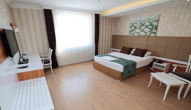 Tiryandafil Otel