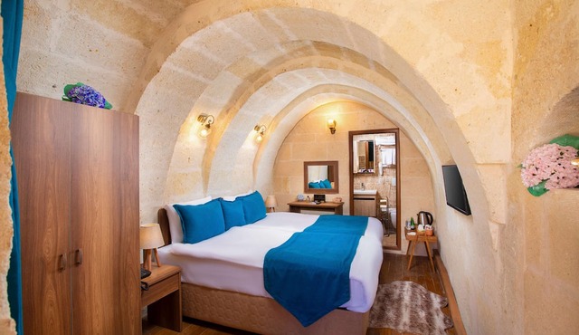 Peri Cave Konak