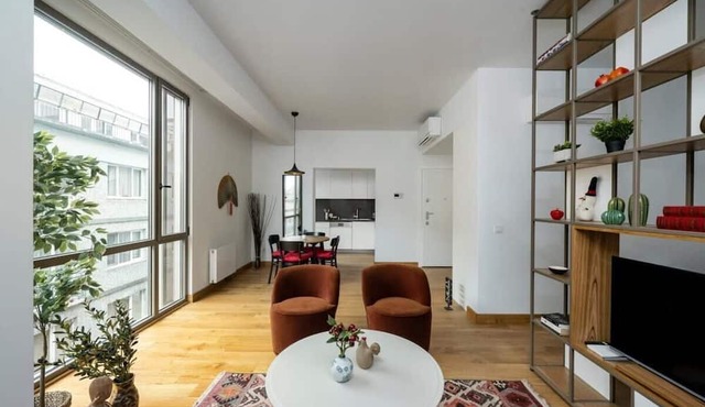 This apartment is a 0 bedroom(s), 1 bathrooms, located in Şişli, İstanbul. in Sisli