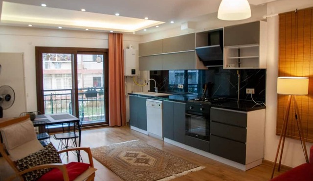 Lovely and Comfy Flat near Sea in Karsiyaka Izmir