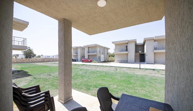 Charming House With Shared Pool in Milas