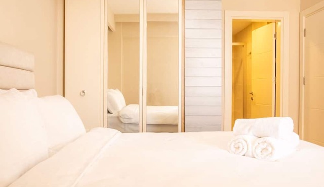 Spacious Perfect Flat with Private Pool in Izmir