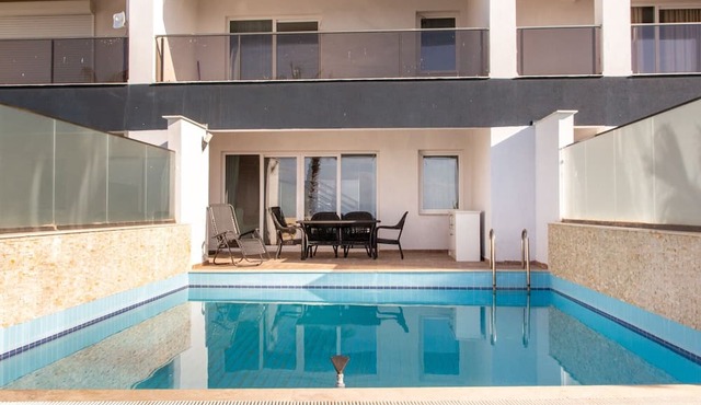 Spacious Flat with Pool in Kusadasi in Izmir