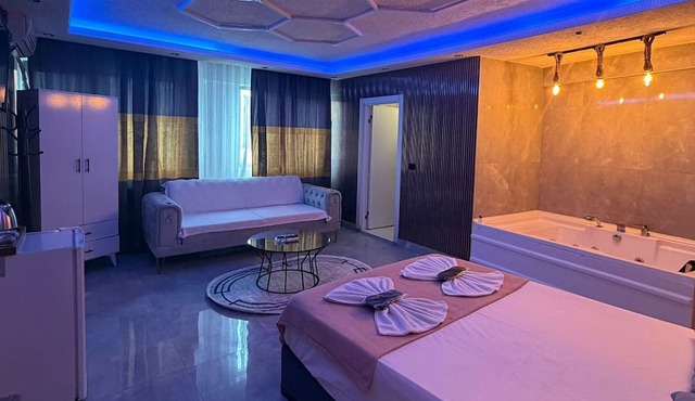 KRAL GRAND OTEL