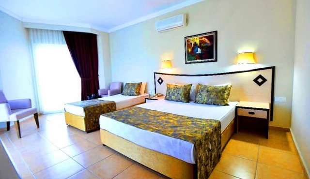 Side Orange Paradise Hotel