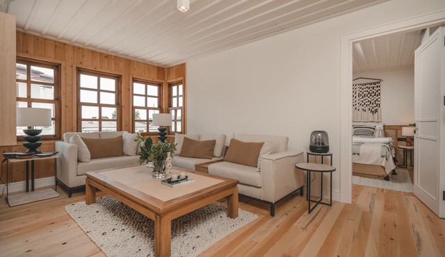 6 Rooms By Zula