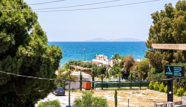 Flat w Sea View Terrace 1 min to Beach in Didim in Didim