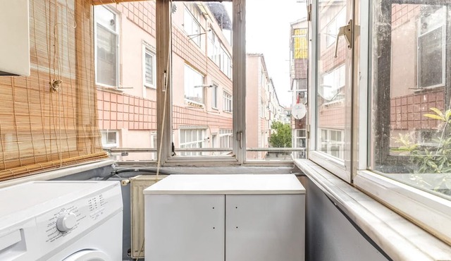 Fully Furnished Cozy Flat Near Marmaray Stop in Istanbul