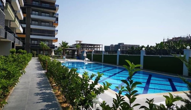 5 minutes from the beach, malls and restaurants! Spacious 4 + 1 Duplex in Alanya in Alanya